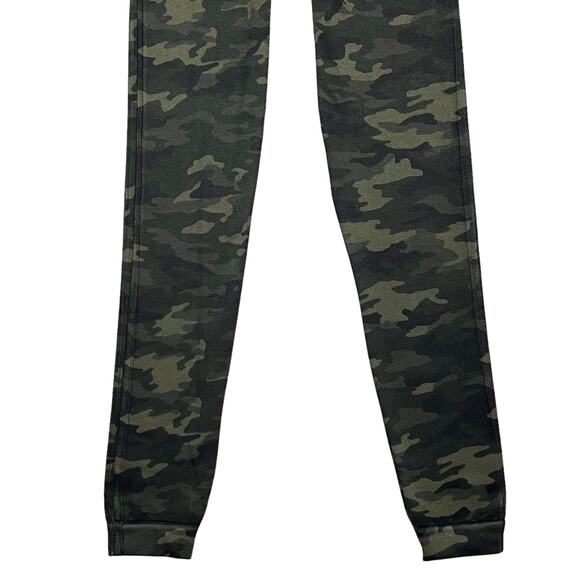 Spanx Look at Me Now Seamless Legging Sz M Green Camo High Waist Shaping Pull On - Picture 4 of 8